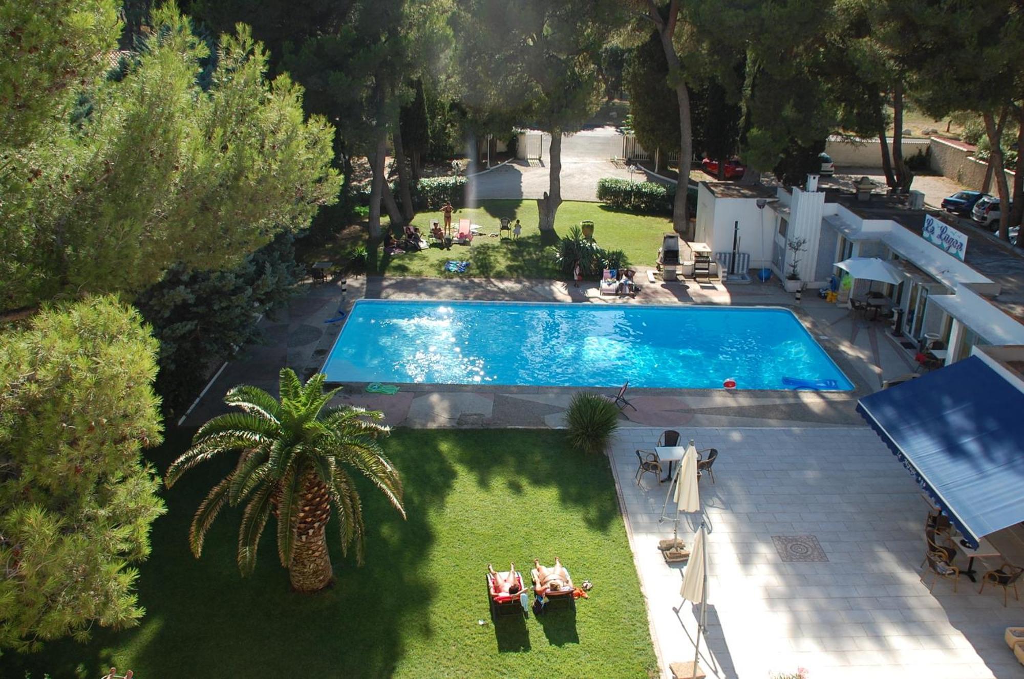 Cit'Hotel Le Mirage Istres Exterior photo